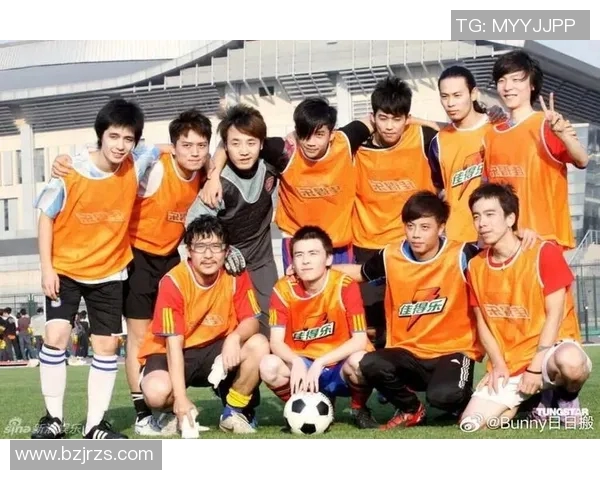 苏醒对足球明星的热爱与追随背后的故事与情感探讨